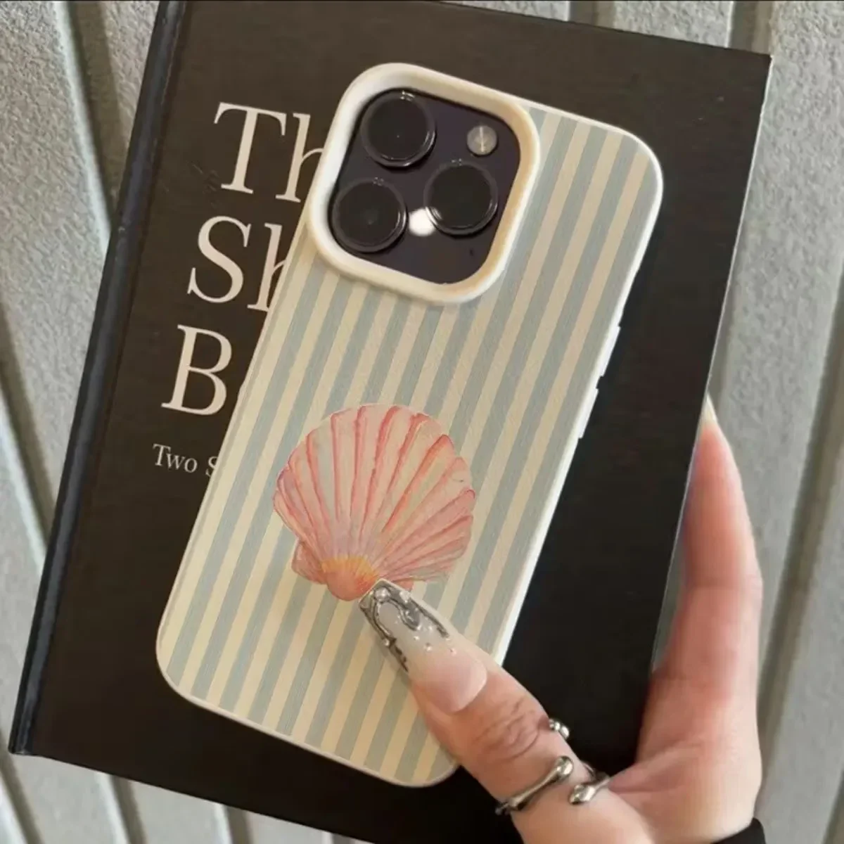 Cute Striped Pattern Phone Case - Image 6