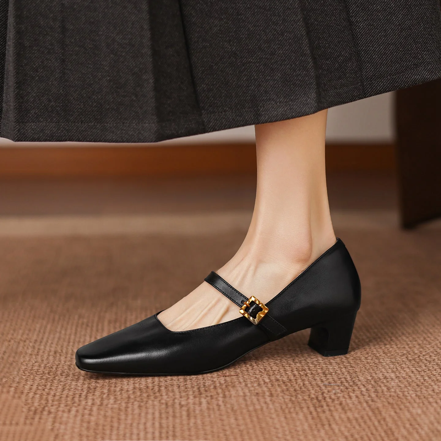 Mid-Heel Pumps - Full-Grain Leather Women's Classic Slip-On Court Shoes - Image 5