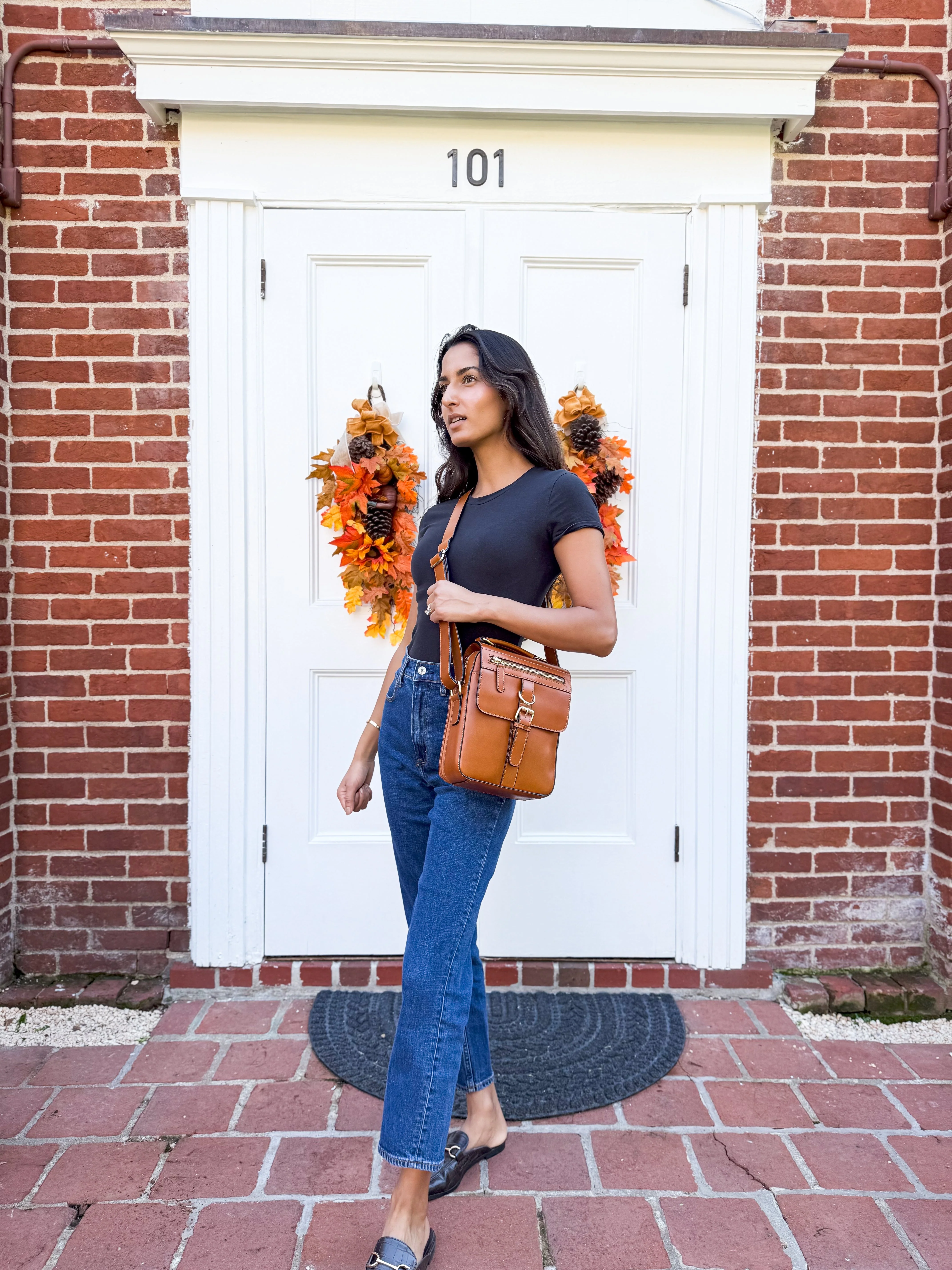 Smith & Wesson Vault Crossbody - Image 8